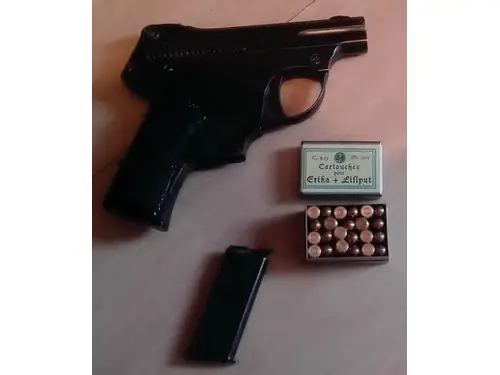 PPistolet semi-automatique Erika